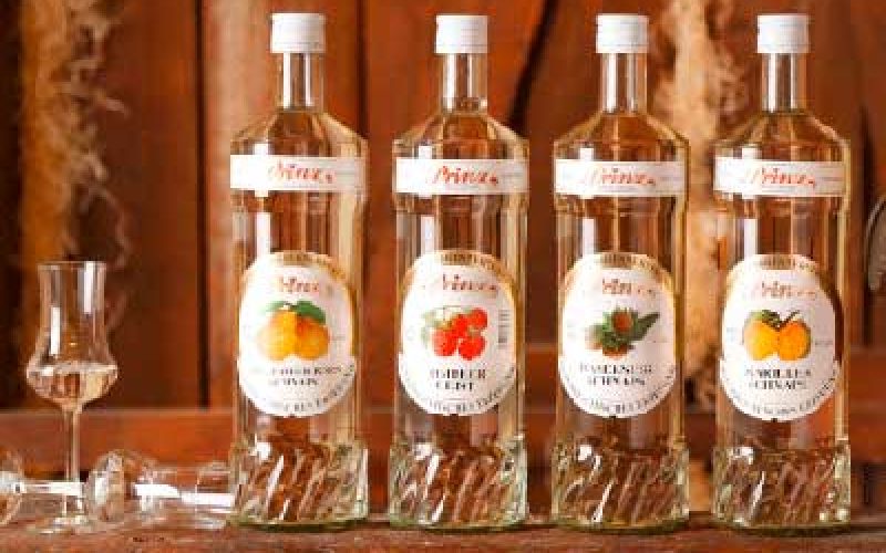 blumen-schoenleber_altdorf_geschenkideen_brennerei_Prinz sprits
